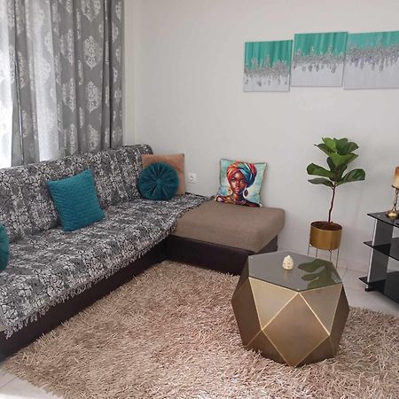 Dz Apartment Axd อเล็กซานโดรโพลิส ภายนอก รูปภาพ