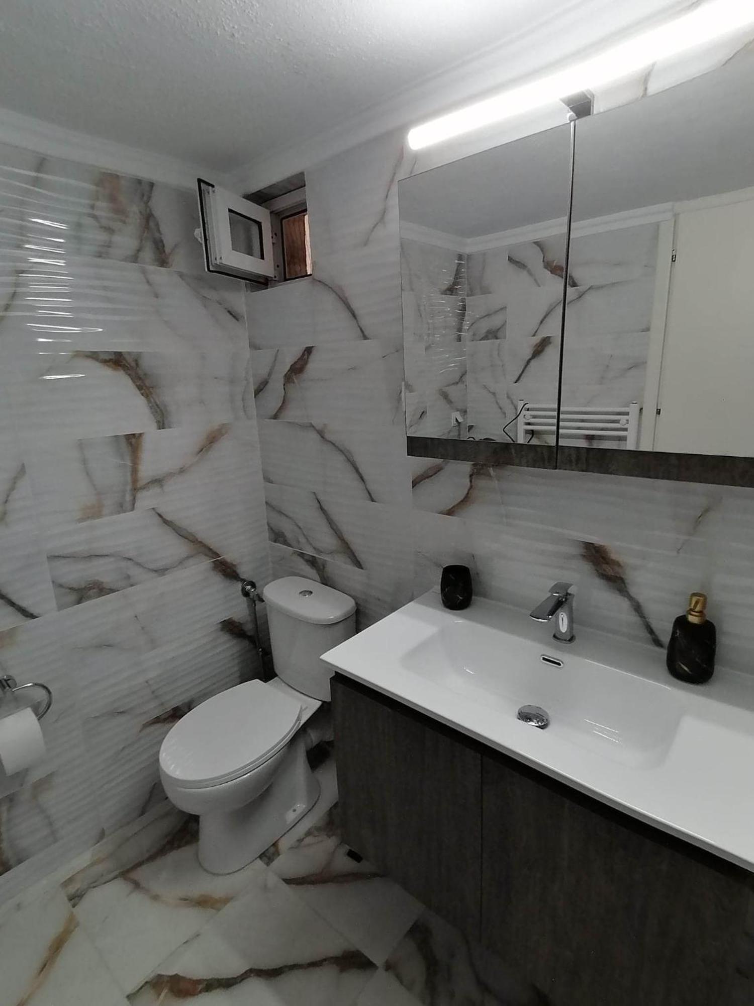 Dz Apartment Axd อเล็กซานโดรโพลิส ภายนอก รูปภาพ